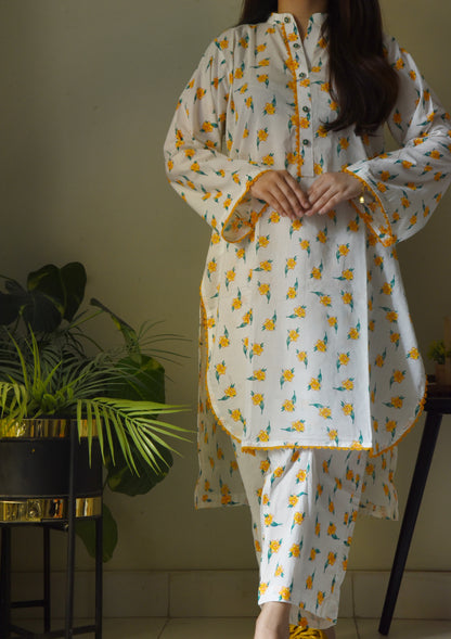 Pure Elegance: Two-Piece Printed Pure Lawn Stitched Suit in Stunning White